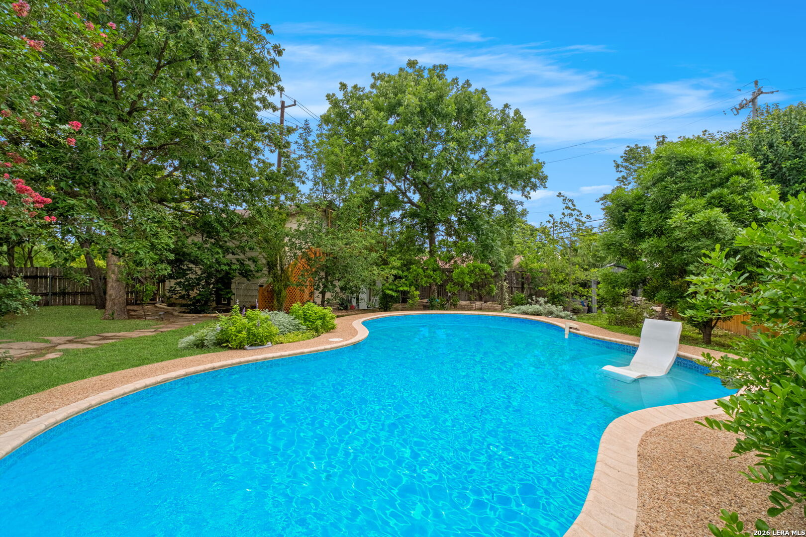 454 Paseo Encinal