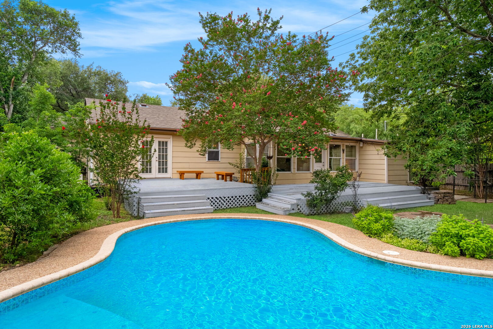 454 Paseo Encinal