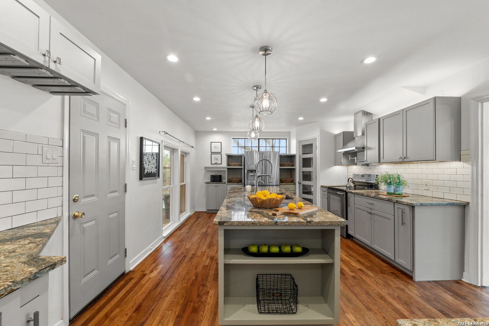 454 Paseo Encinal