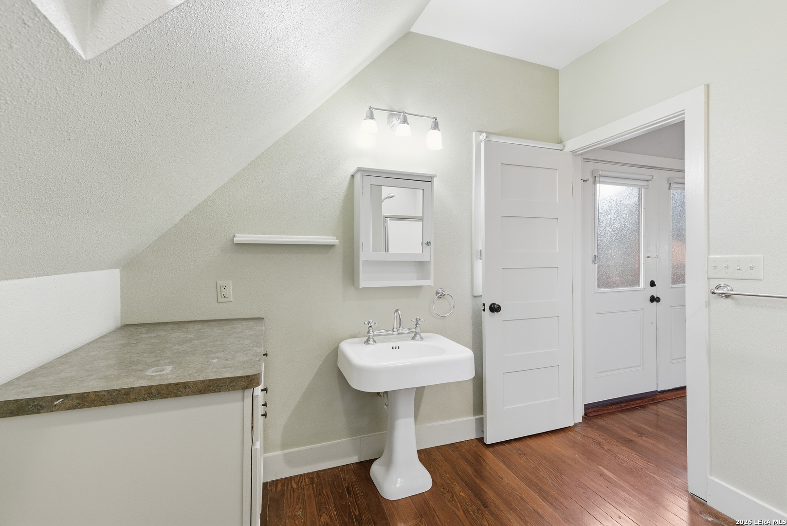 505 Belknap A