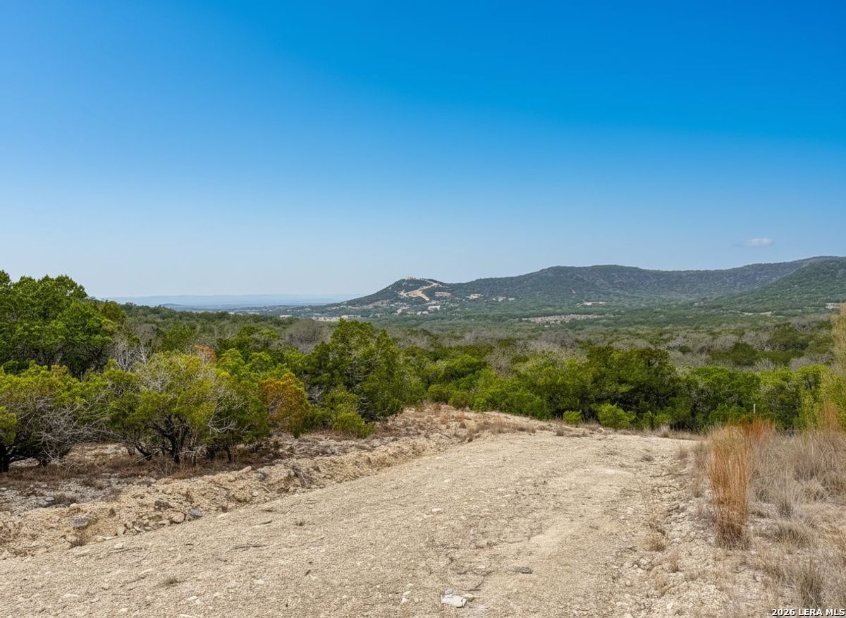 898 Mountain View Lane