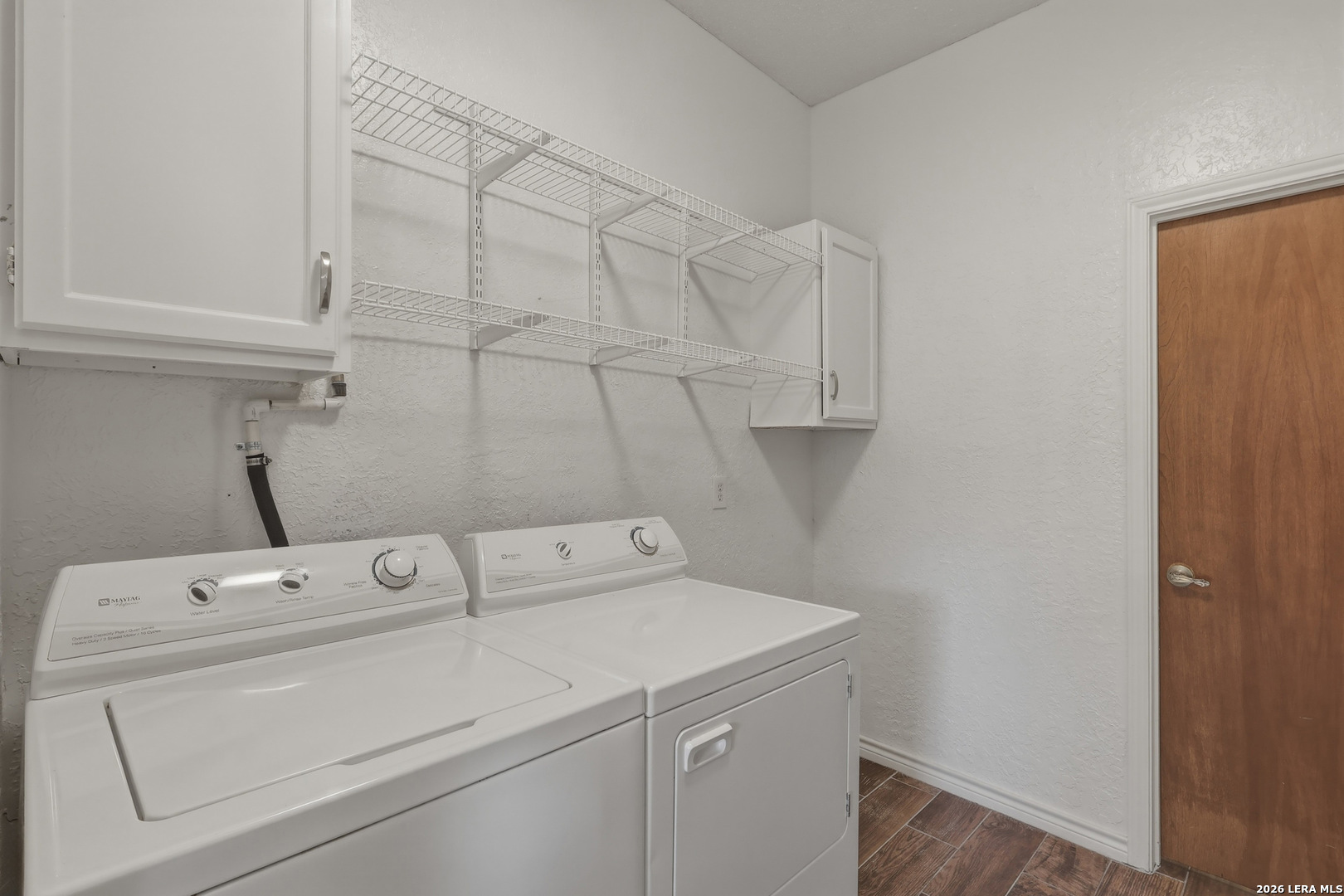 15127 Forest Country