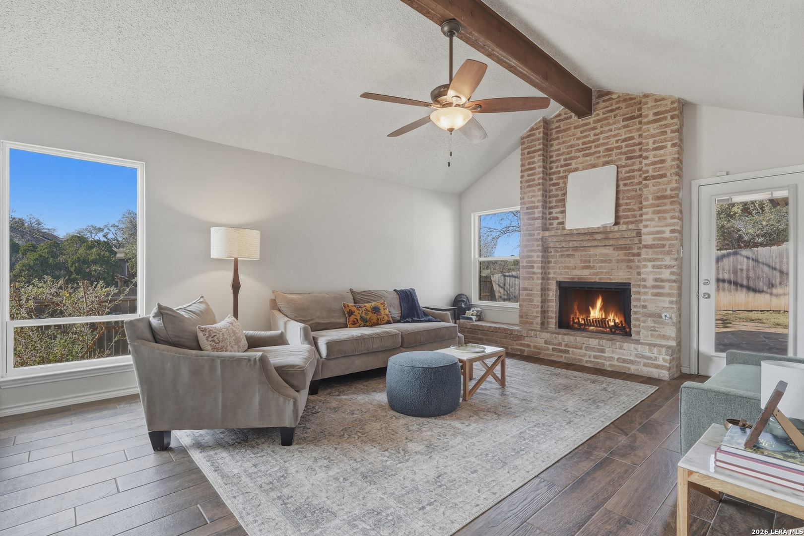 15127 Forest Country