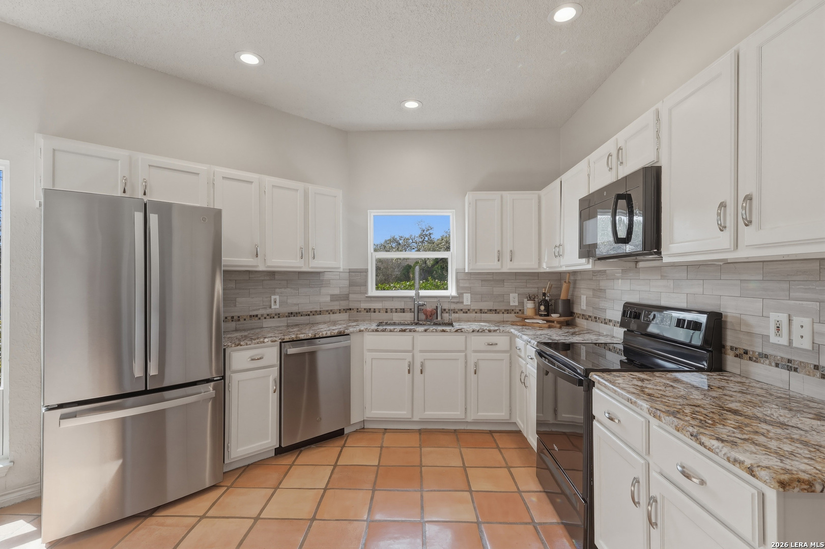 15127 Forest Country