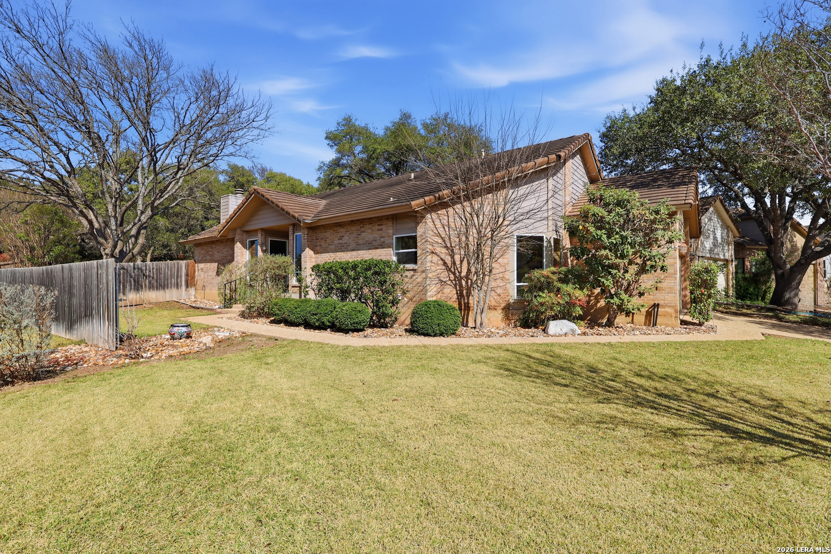 15127 Forest Country