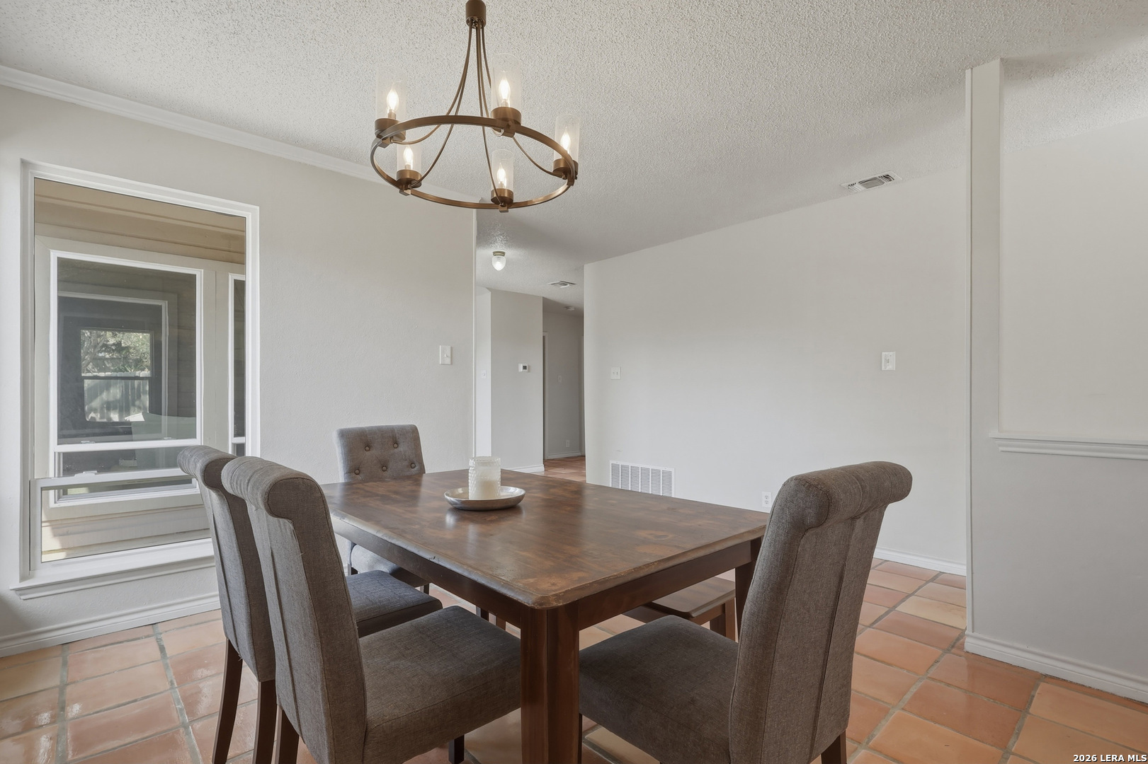 15127 Forest Country