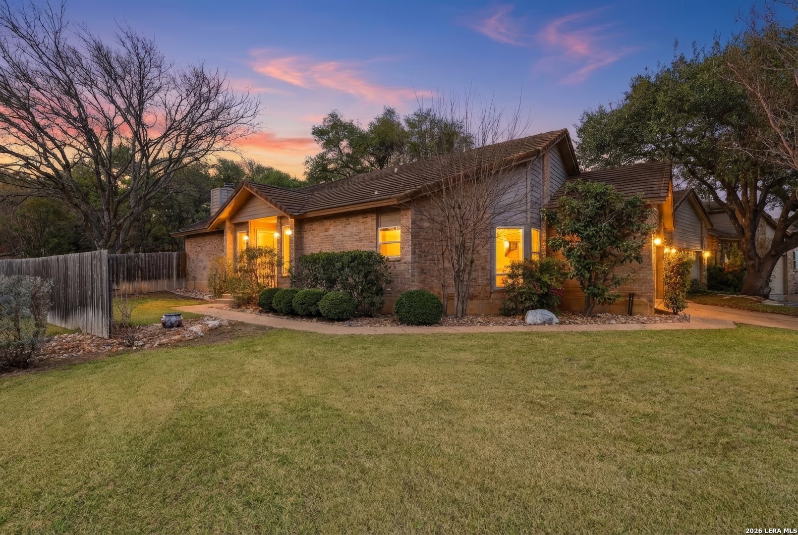 15127 Forest Country