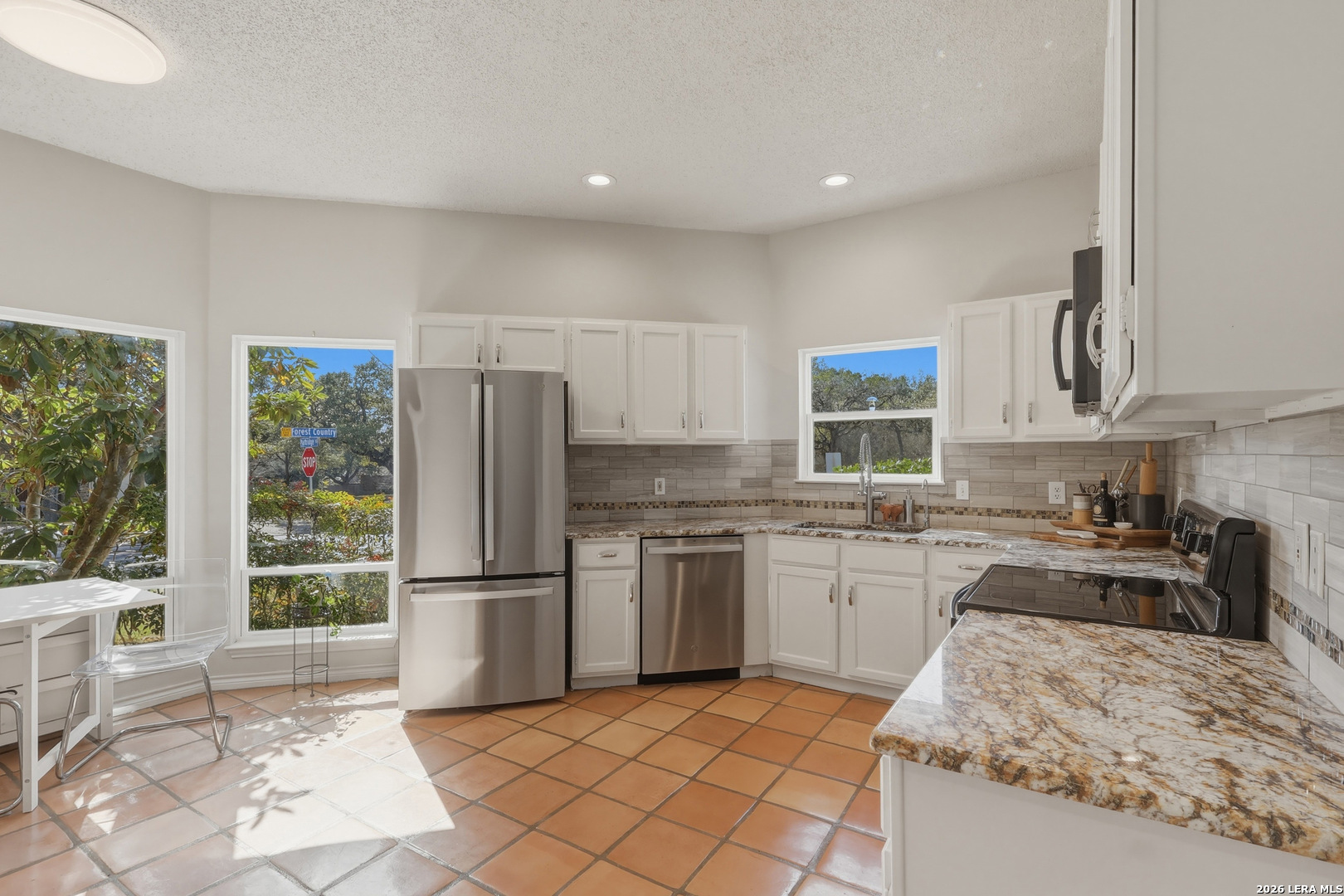 15127 Forest Country