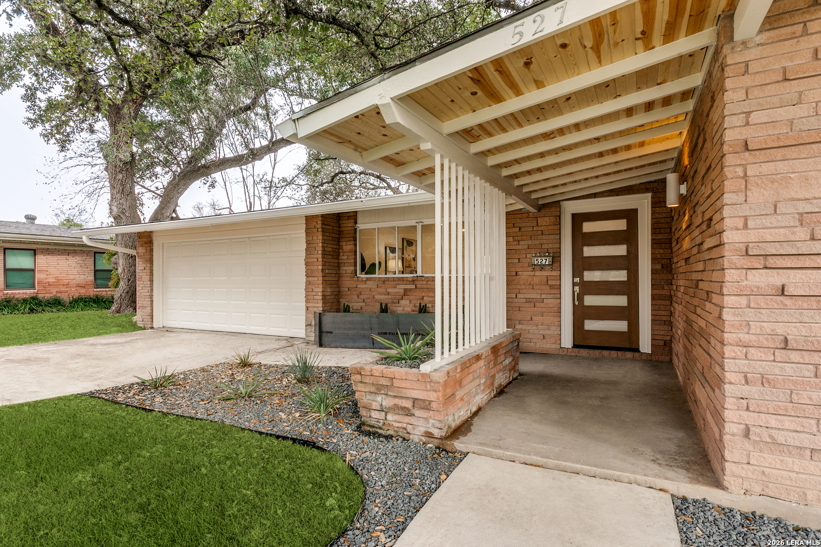 527 Burnside Drive