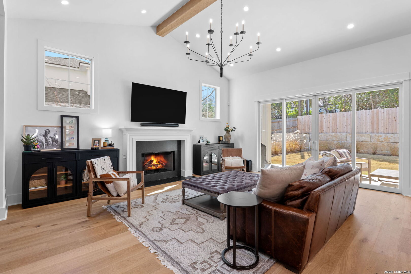 808 Canterbury Hill