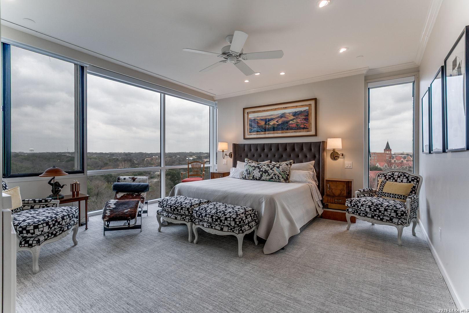 200 Patterson APT 700