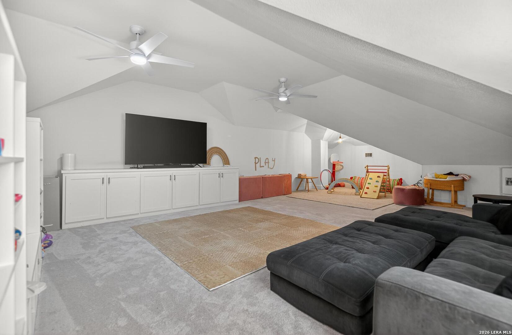 5830 Lago Vista