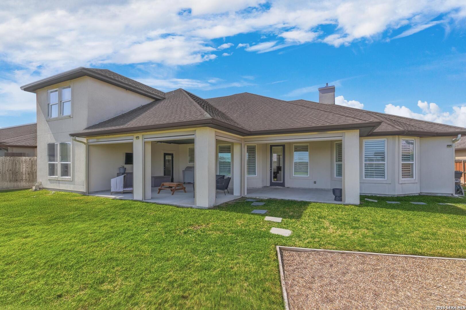 5830 Lago Vista
