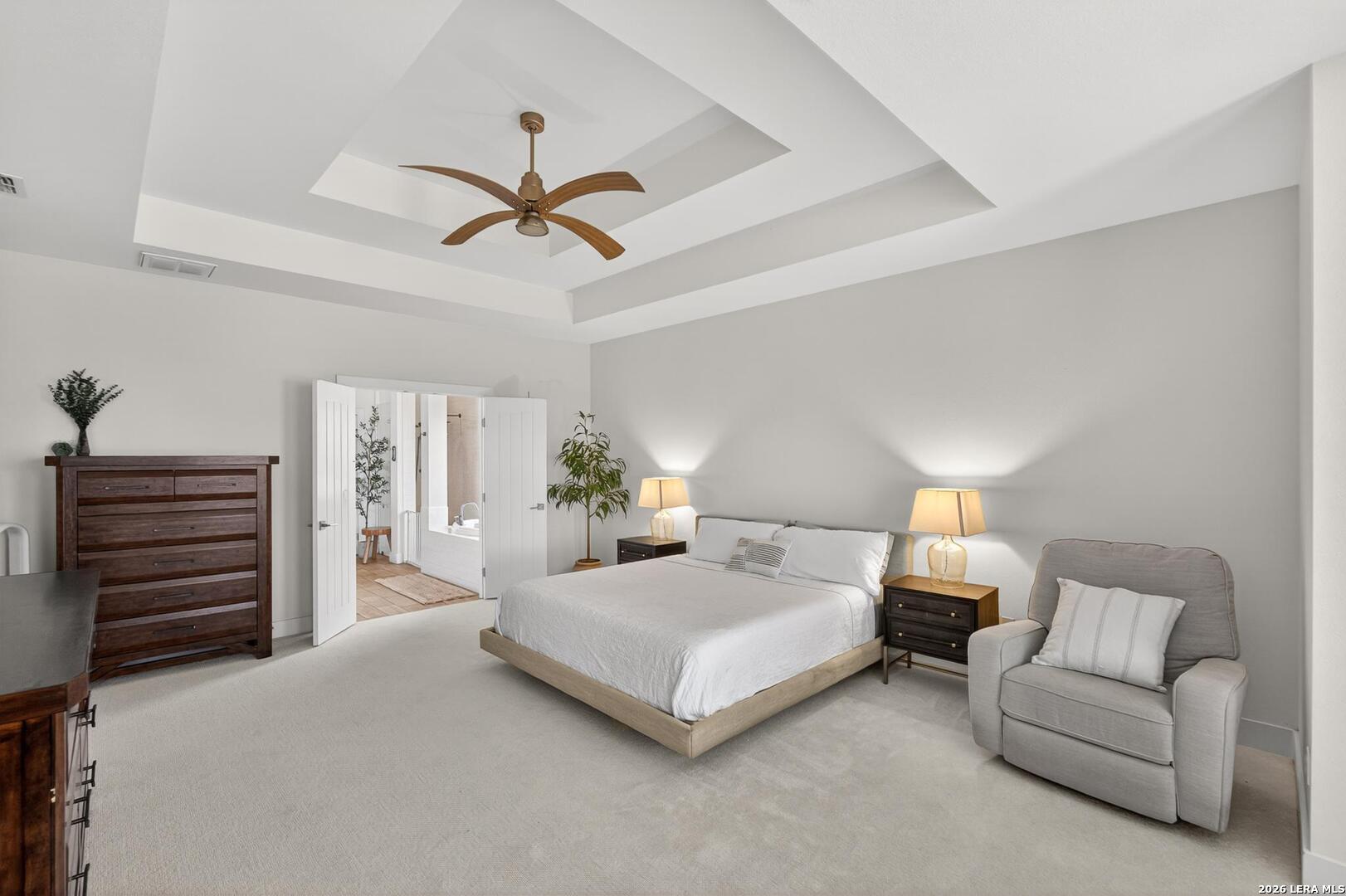 5830 Lago Vista