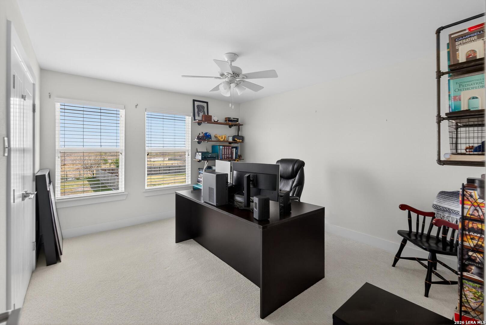 5830 Lago Vista