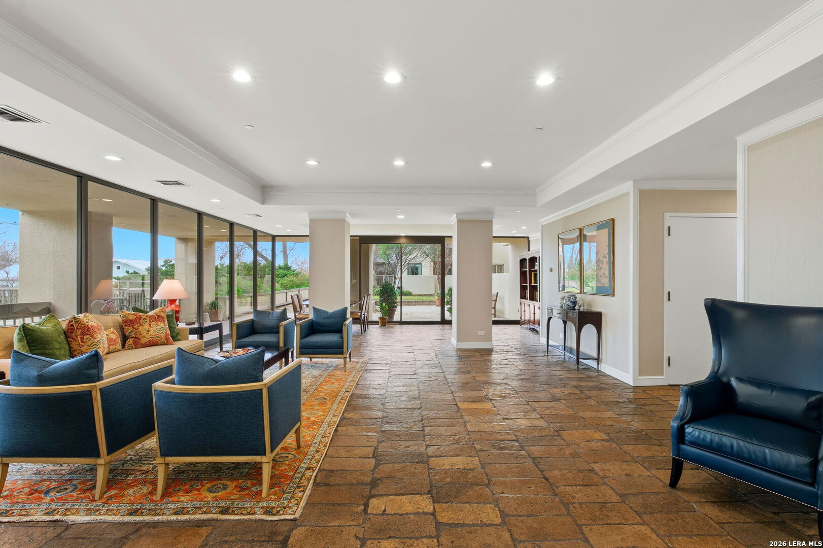 4001 N New Braunfels APT 300A