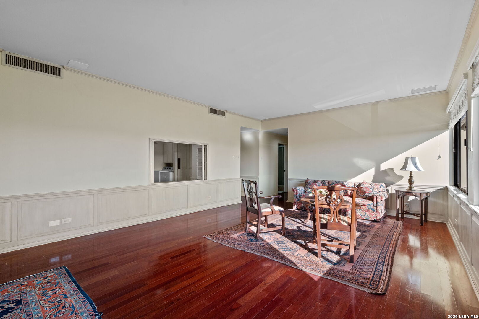 4001 N New Braunfels APT 300A