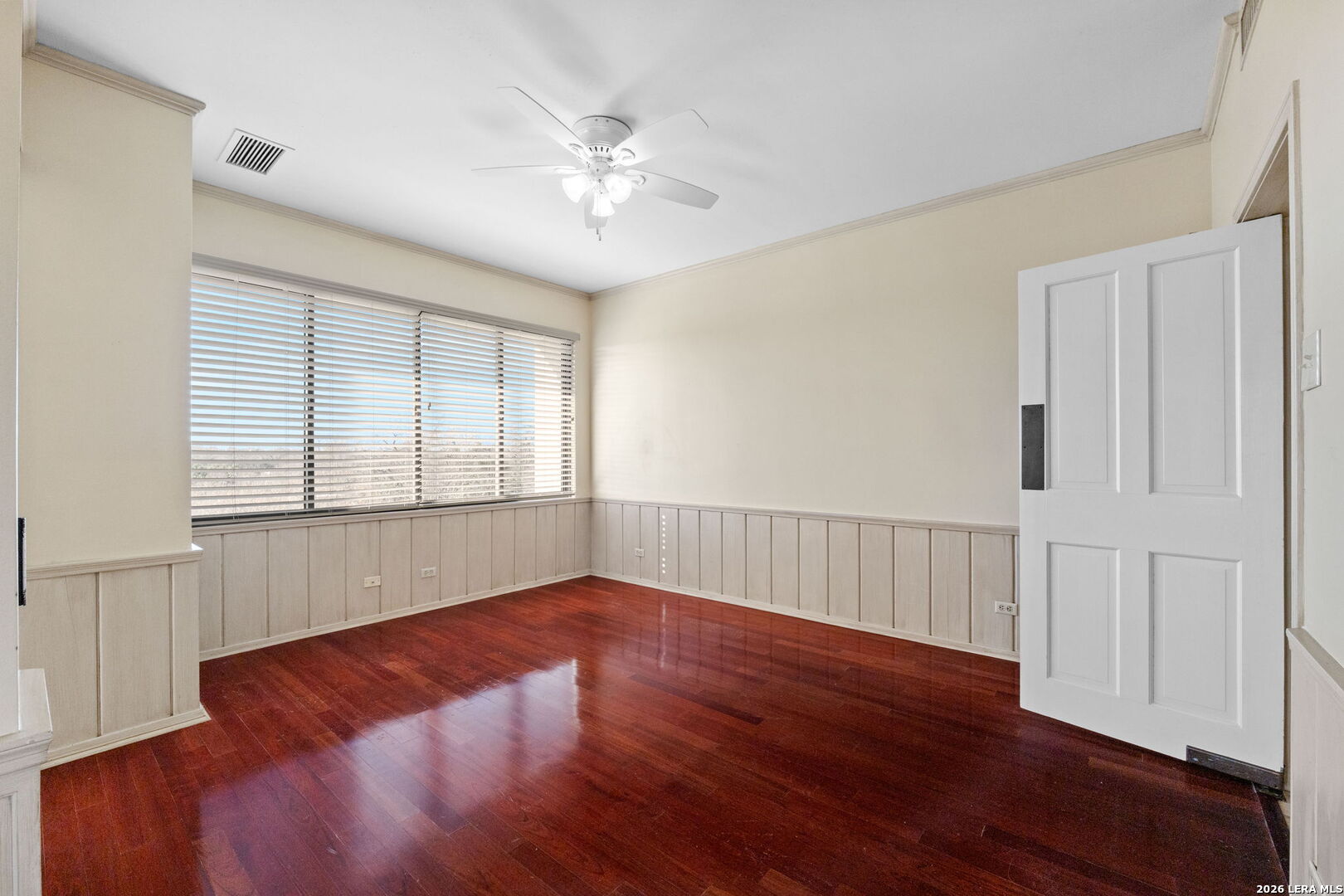 4001 N New Braunfels APT 300A