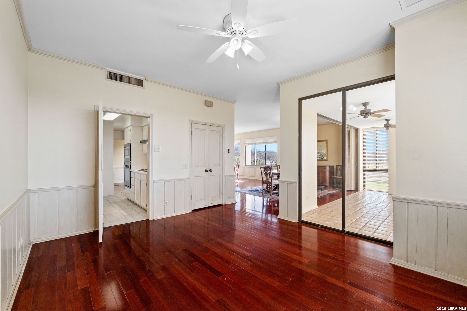 4001 N New Braunfels APT 300A