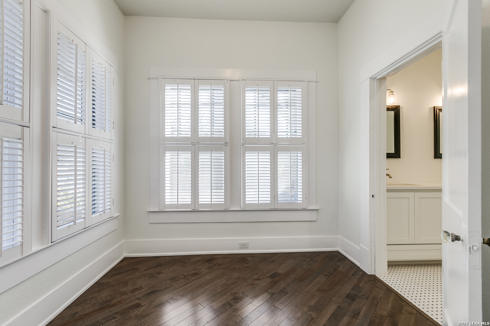204 Queen Anne