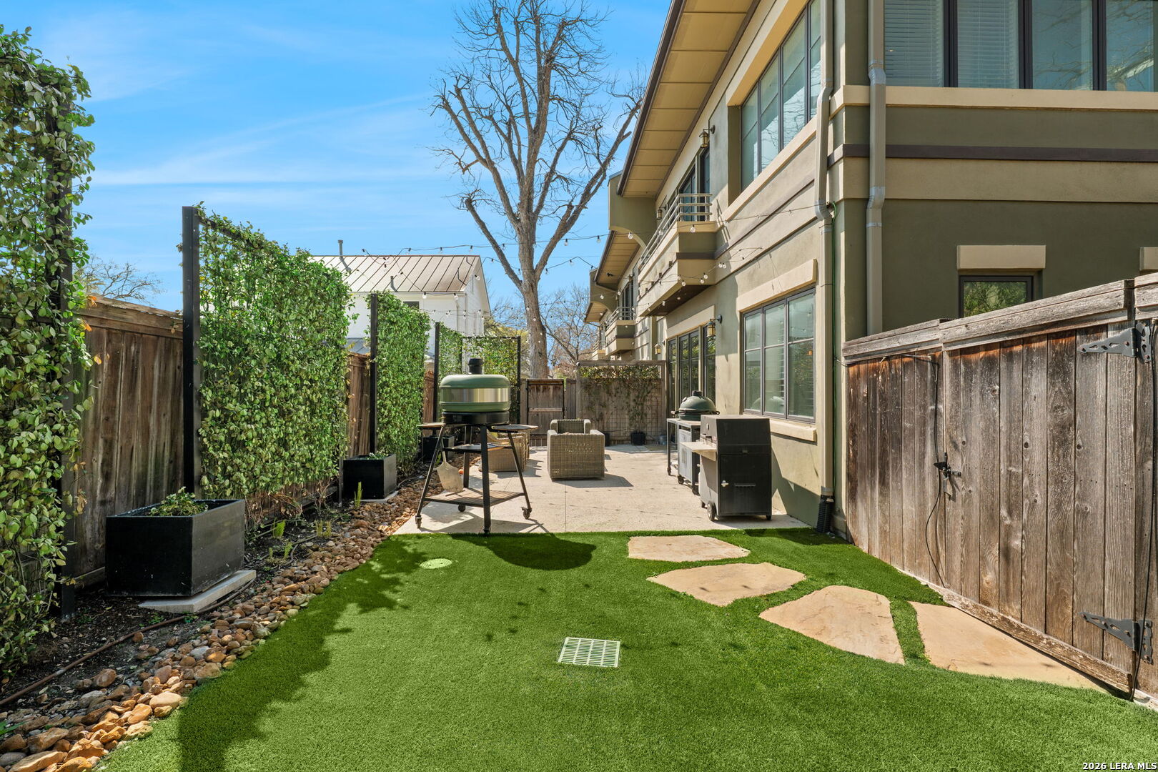 137 Katherine Court 3