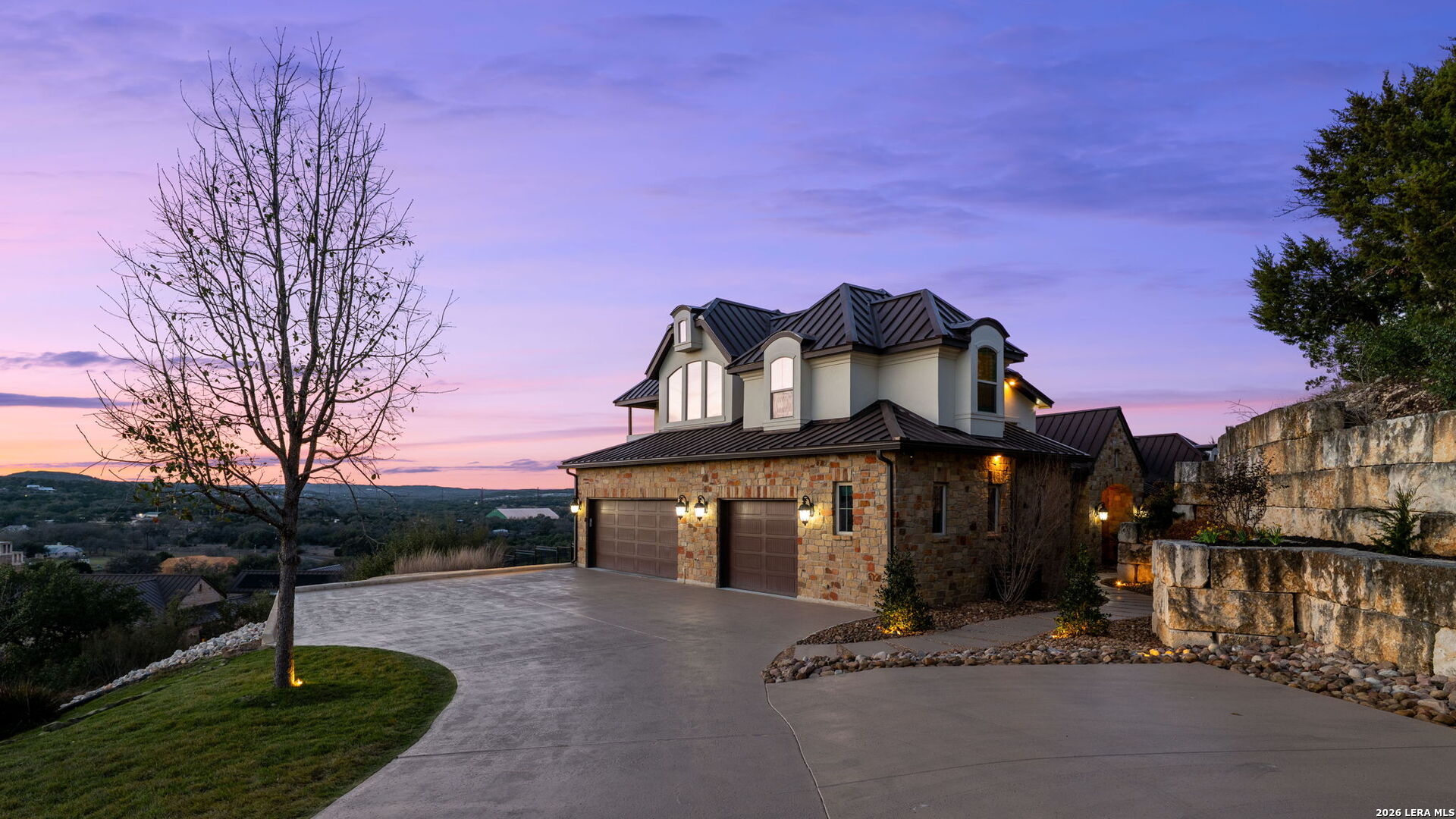 9743 Autumn Canyon