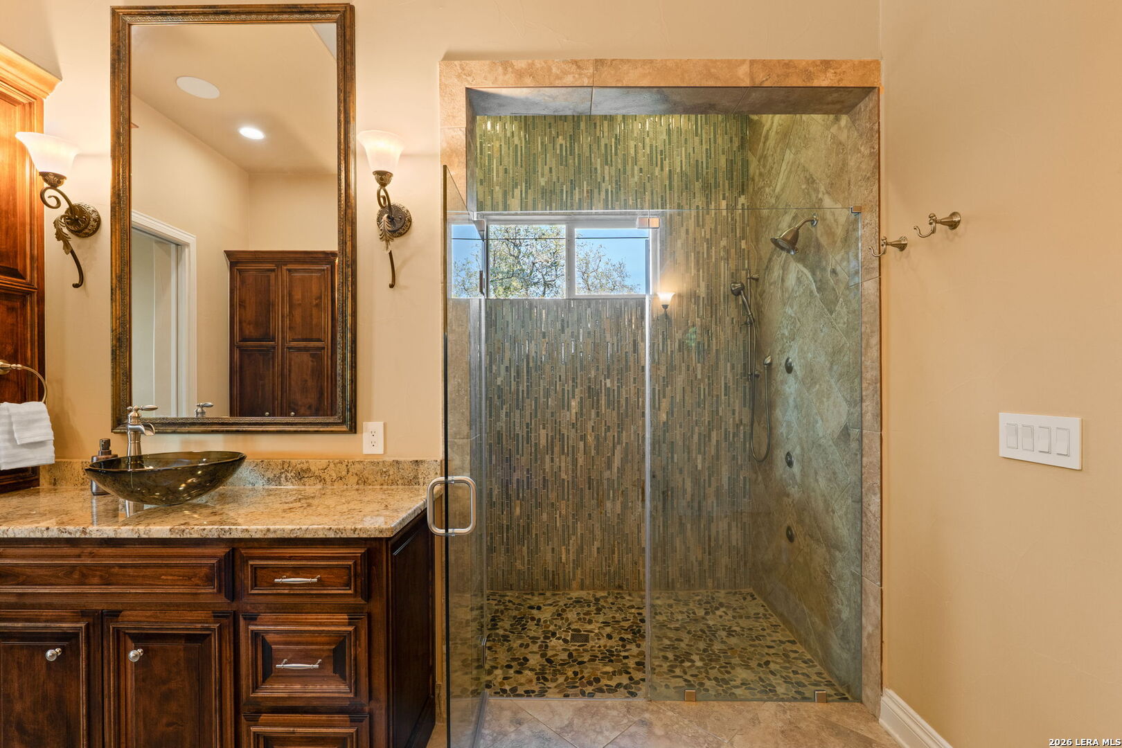9743 Autumn Canyon