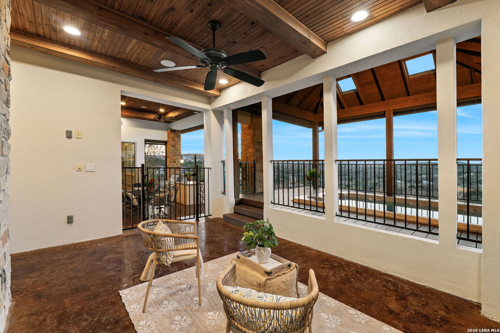 9743 Autumn Canyon
