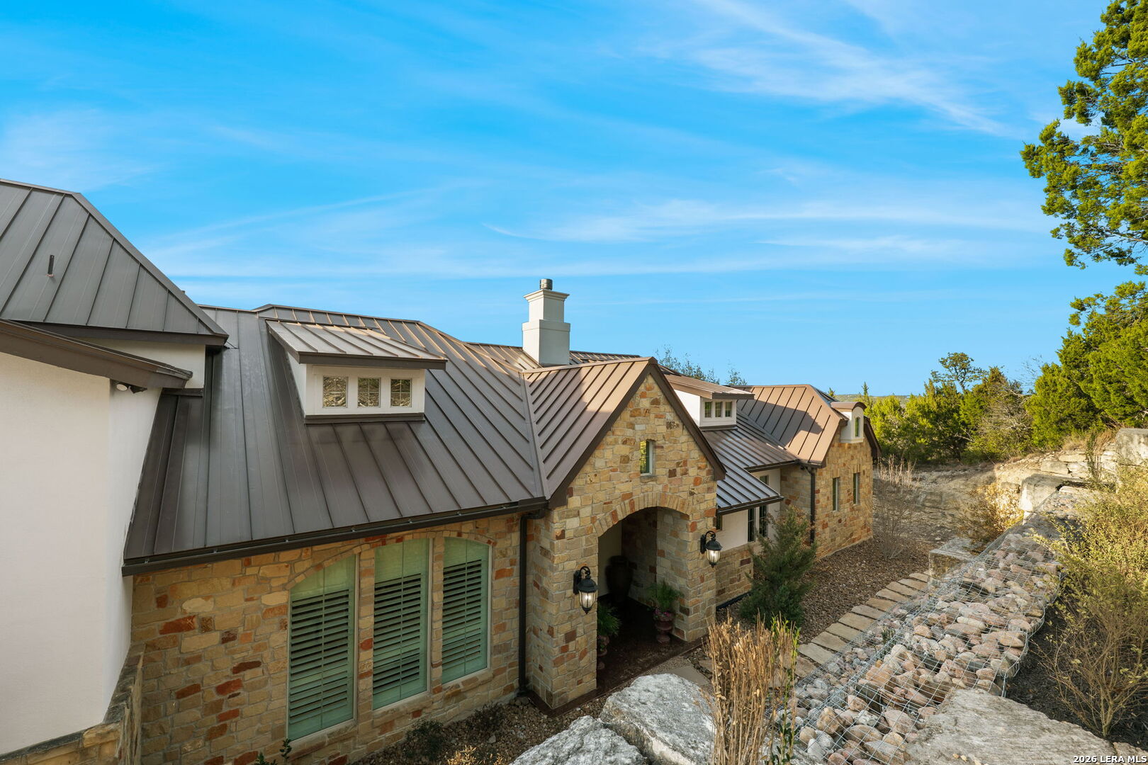 9743 Autumn Canyon