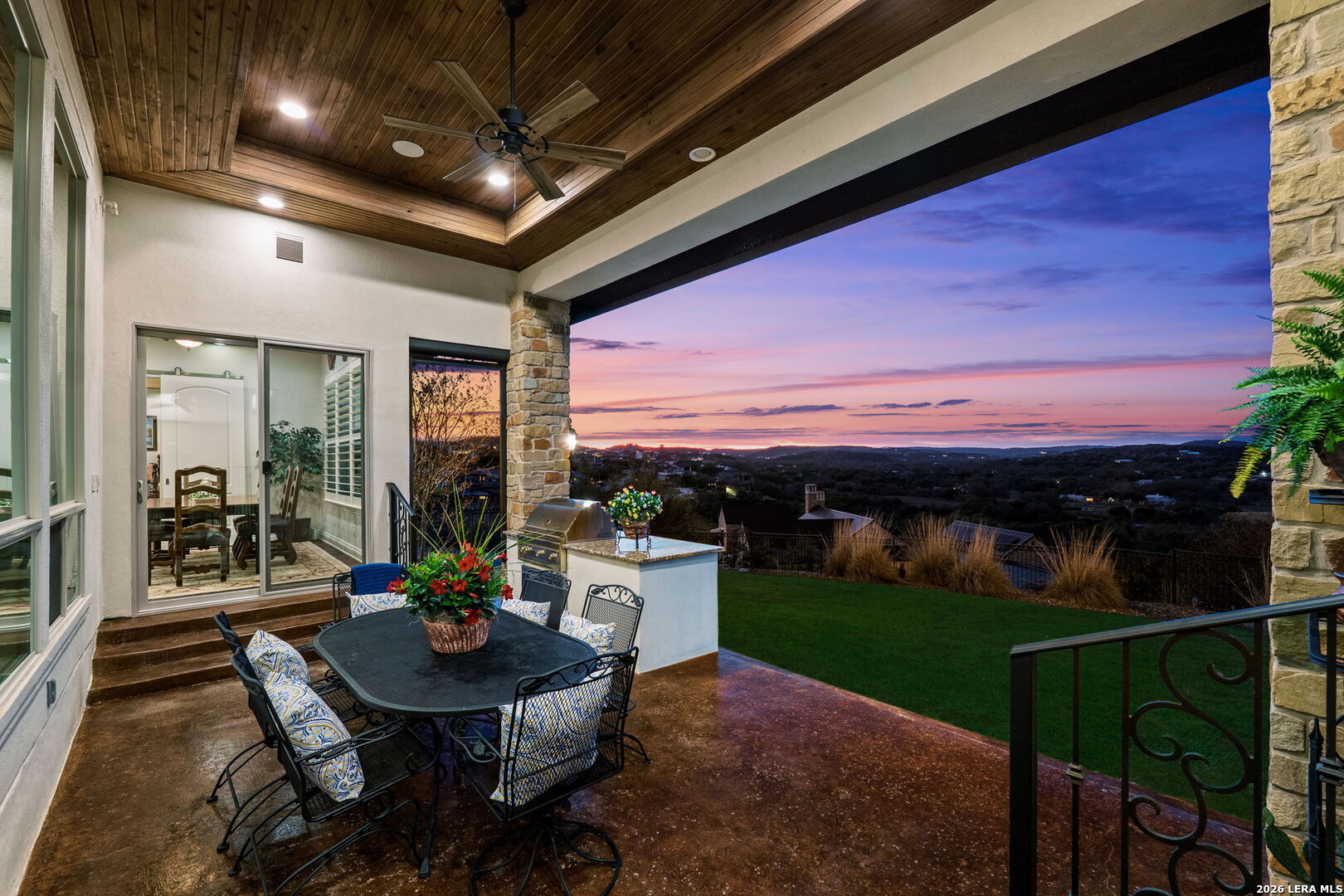 9743 Autumn Canyon
