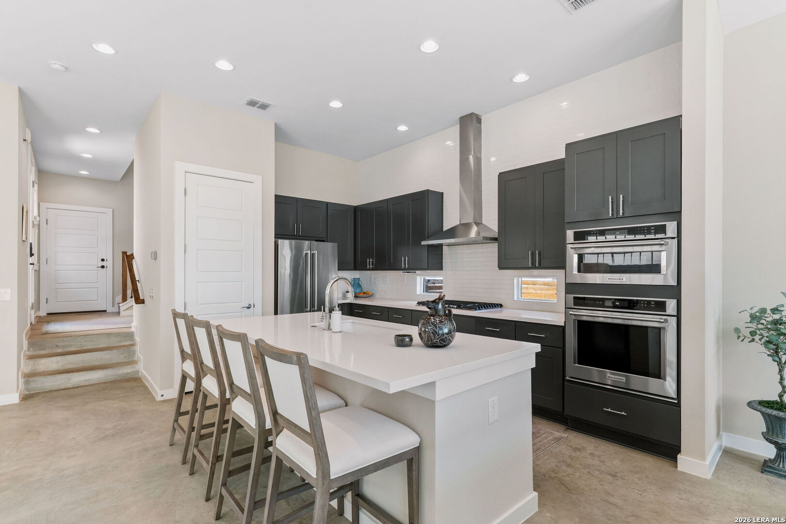 460 E OLMOS DR