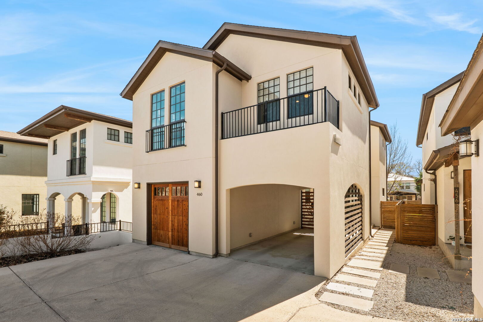 460 E OLMOS DR