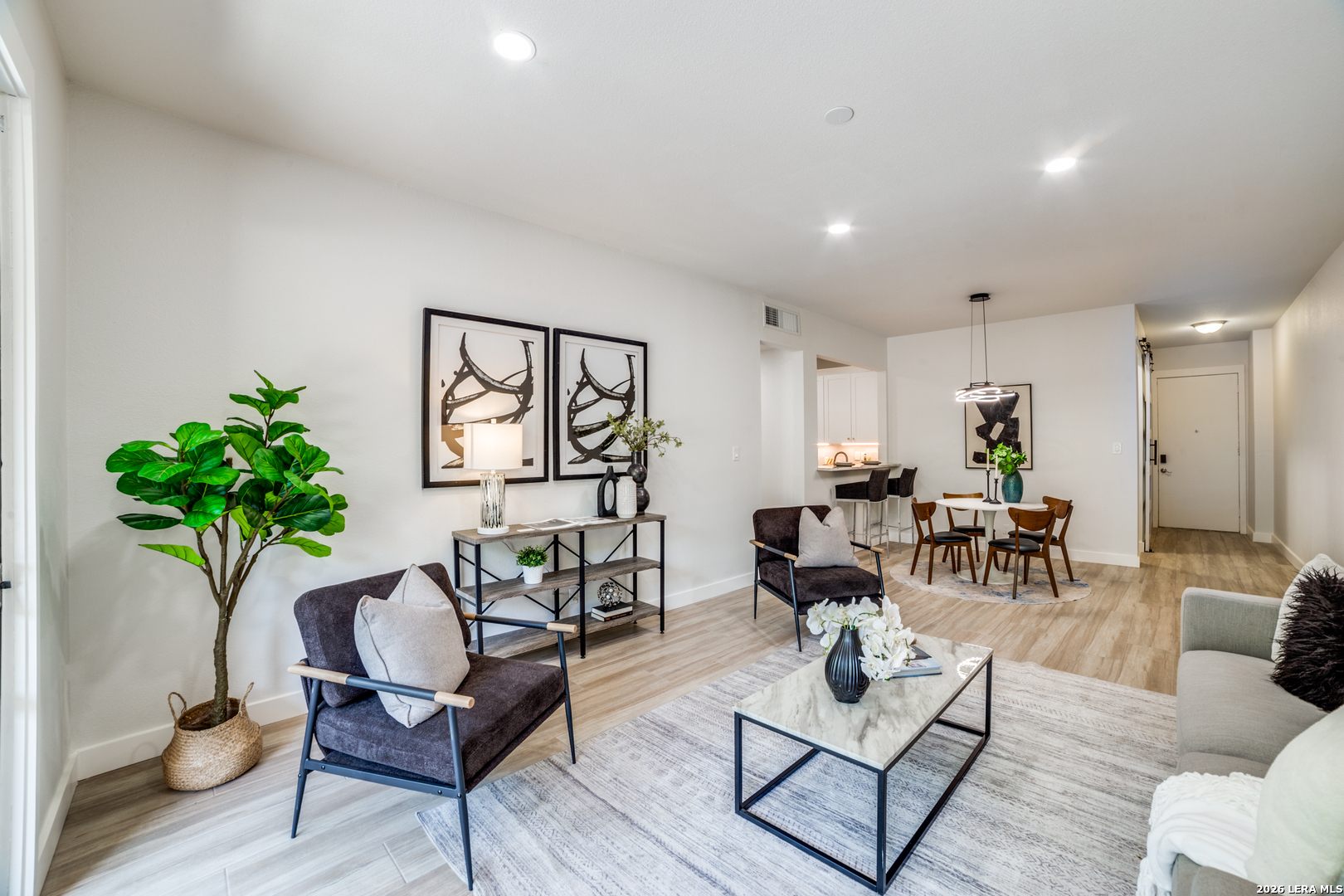 7711 Broadway Str. 11B
