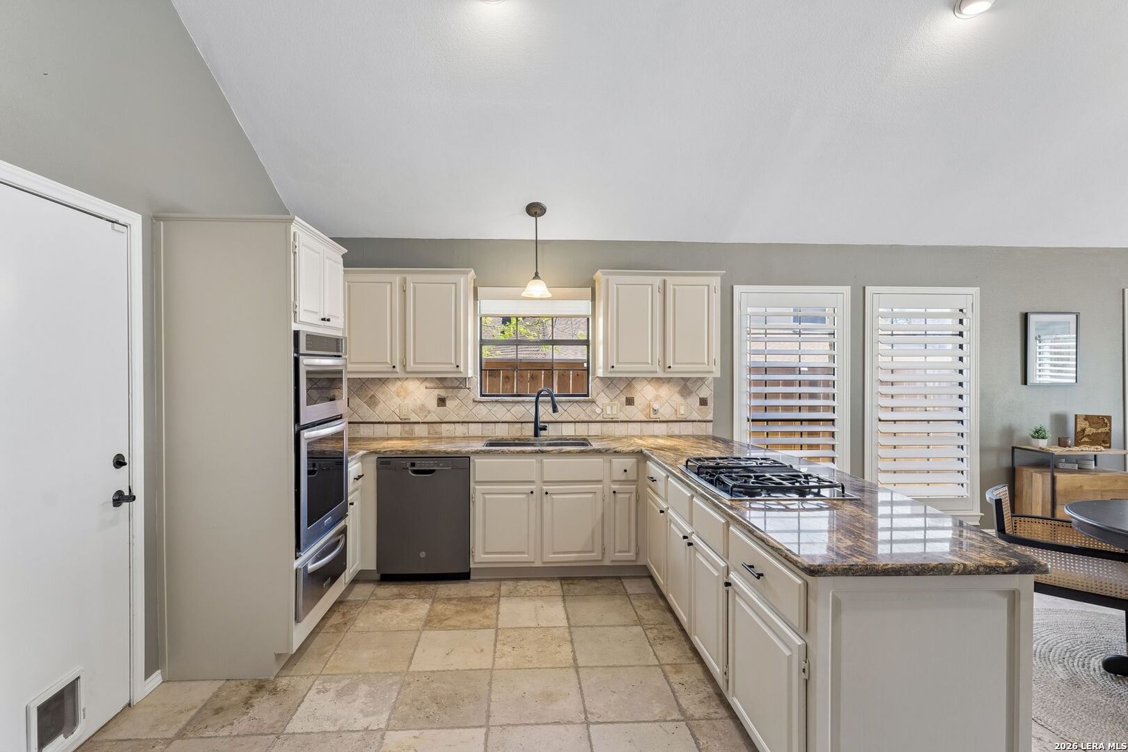 2442 Rim Oak