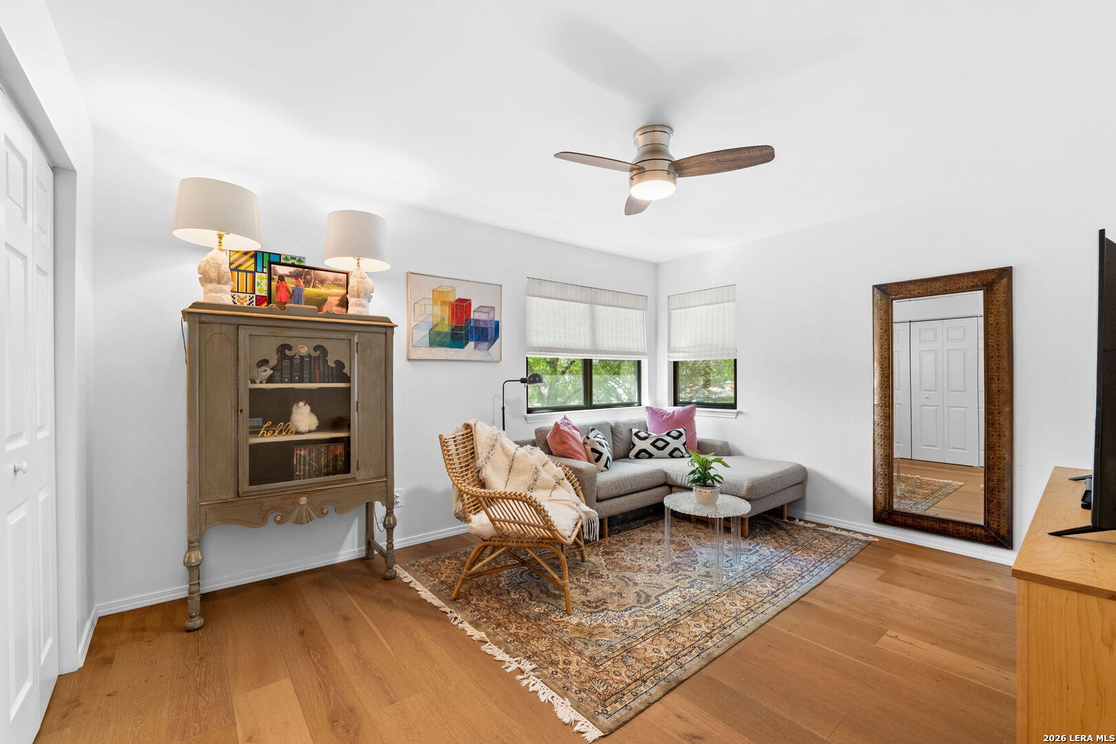 122 W Edgewood