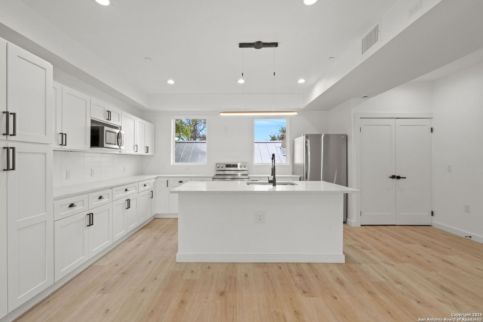 308 S Mesquite St 102