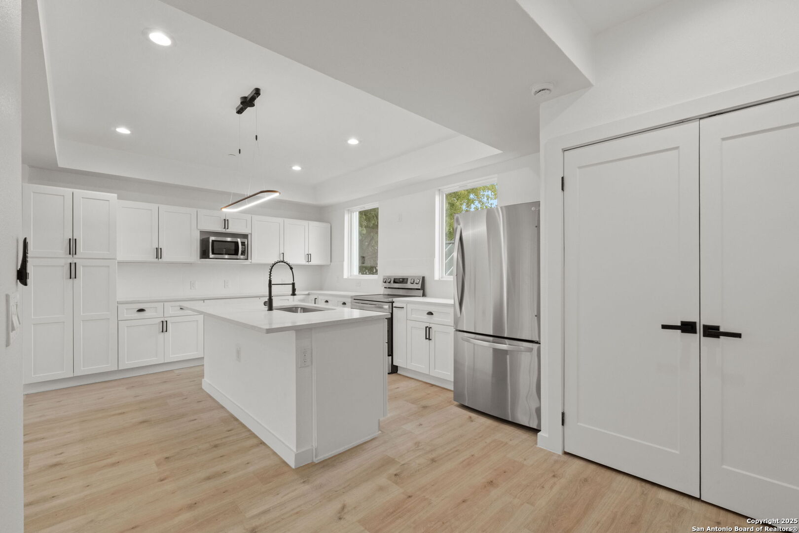 308 S Mesquite St 102