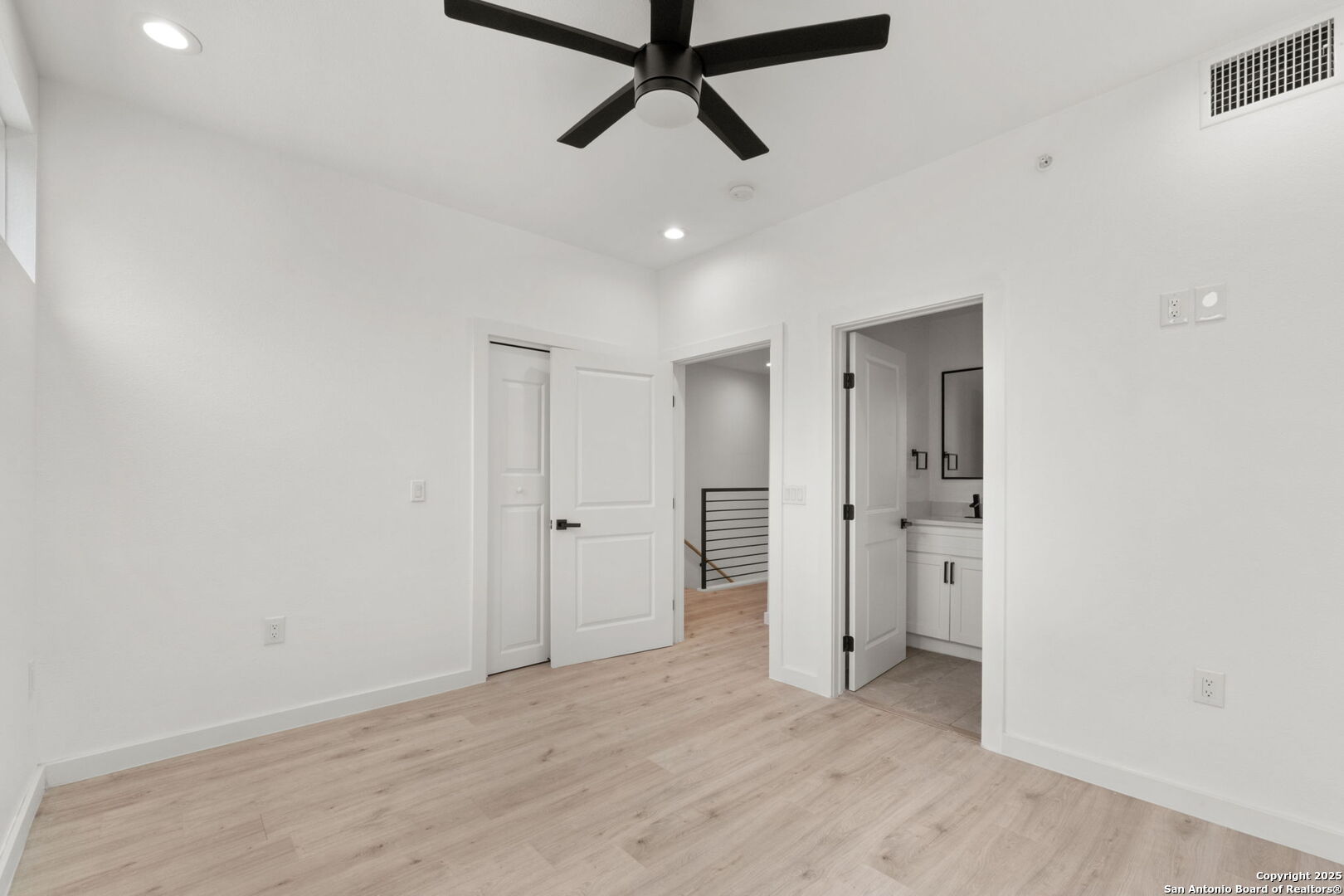 308 S Mesquite St 102