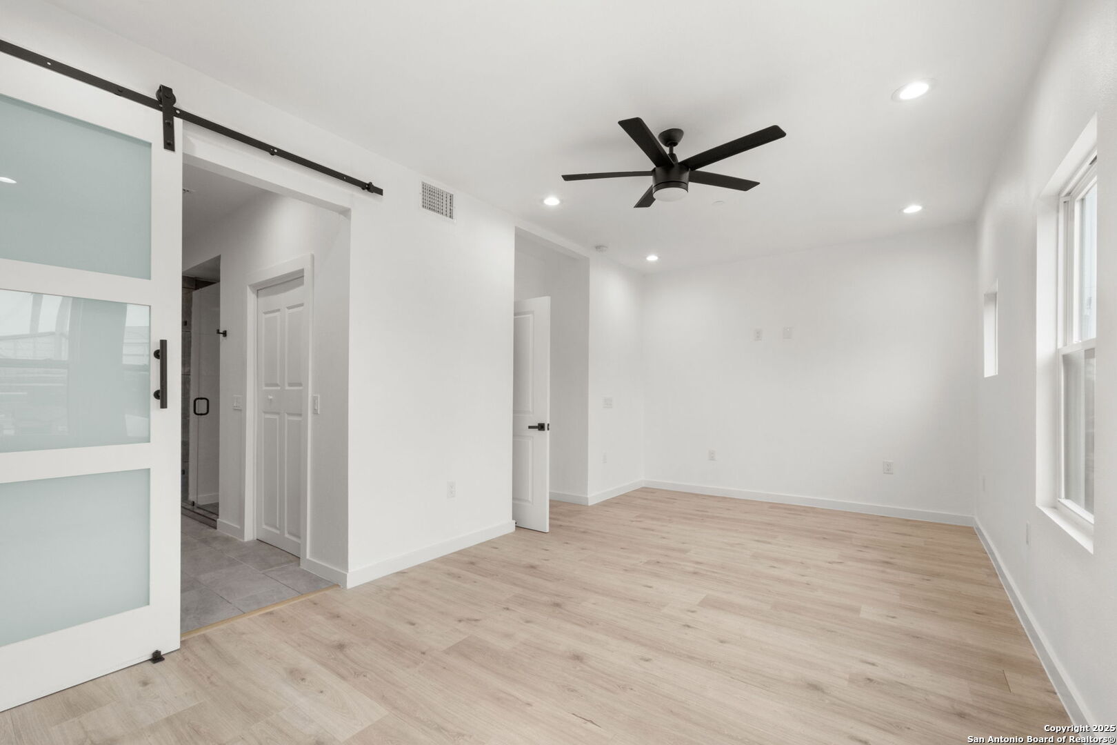 308 S Mesquite St 102