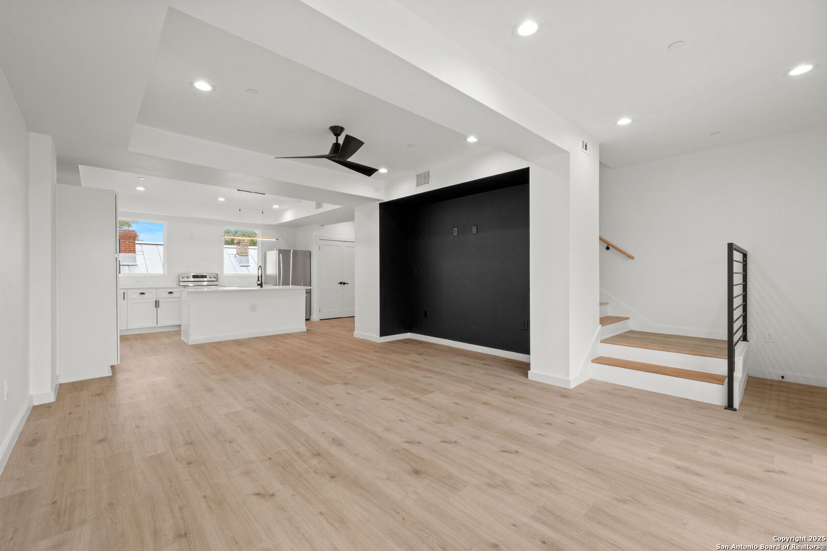 308 S Mesquite St 102