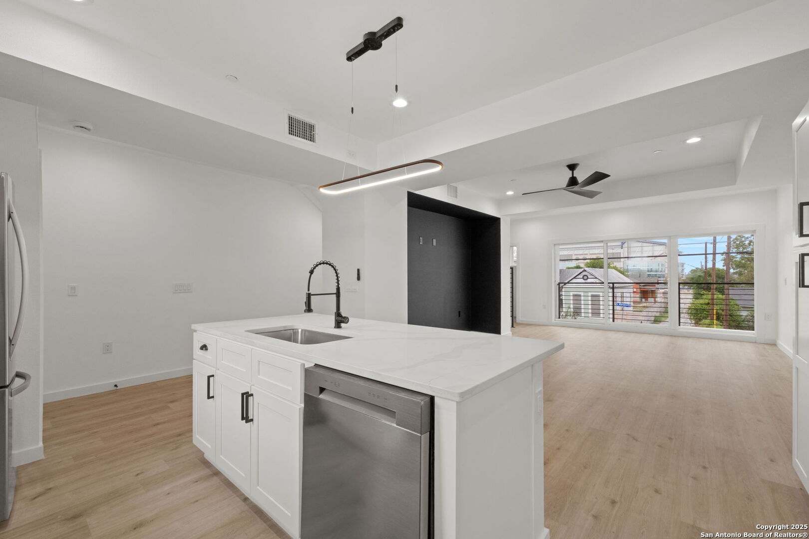 308 S Mesquite St 102