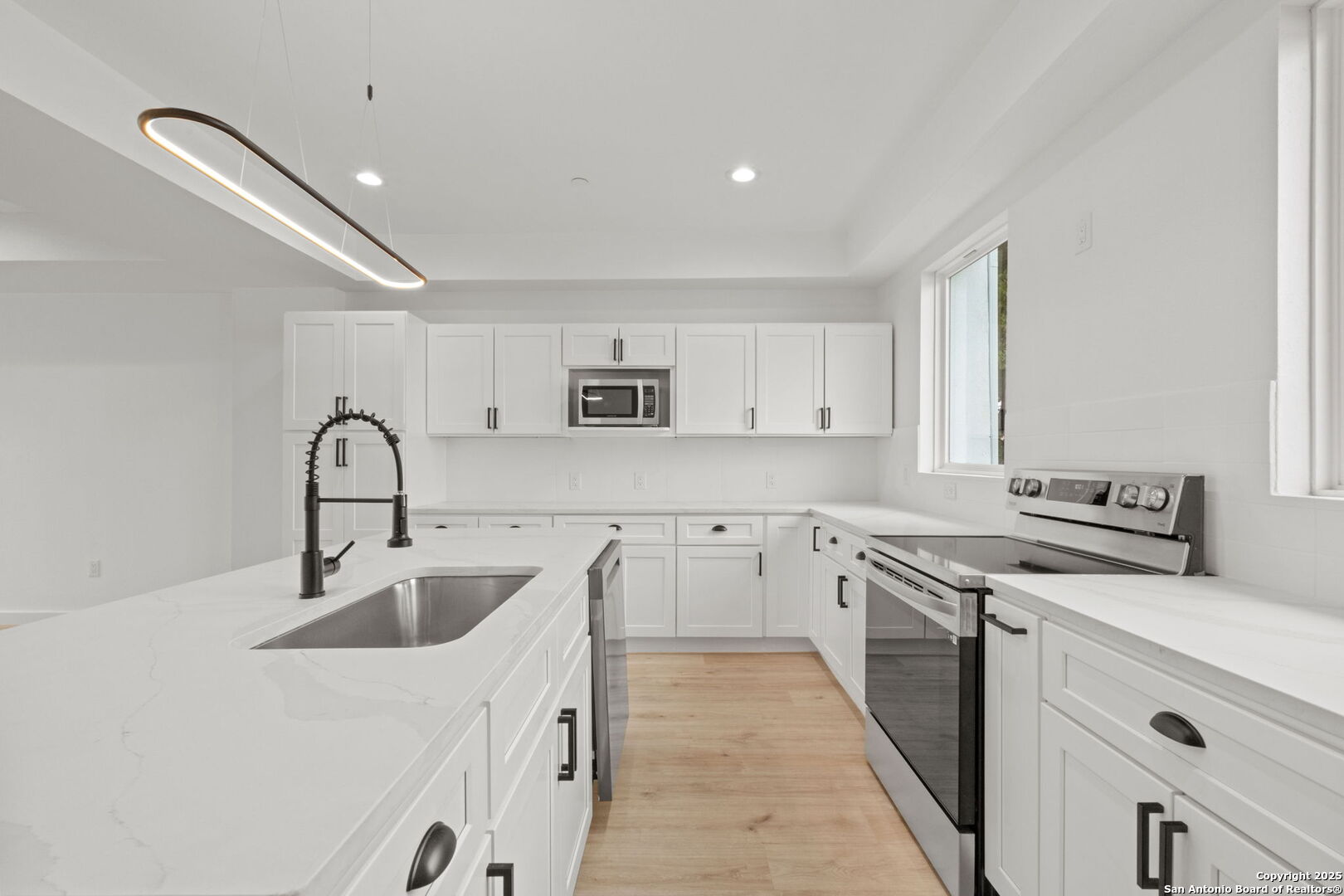 308 S Mesquite St 102