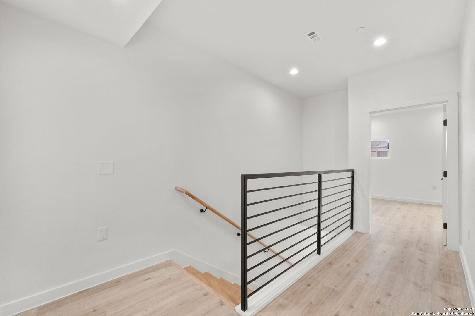 308 S Mesquite St 102