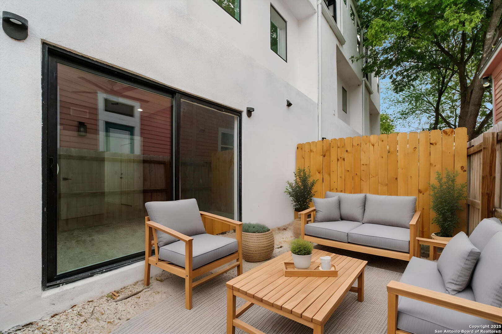 308 S Mesquite St 102