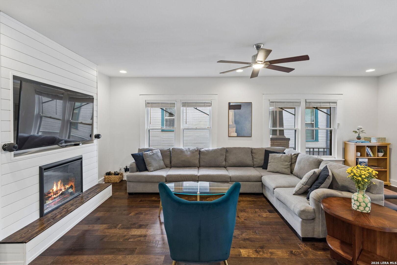 115 Delaware St