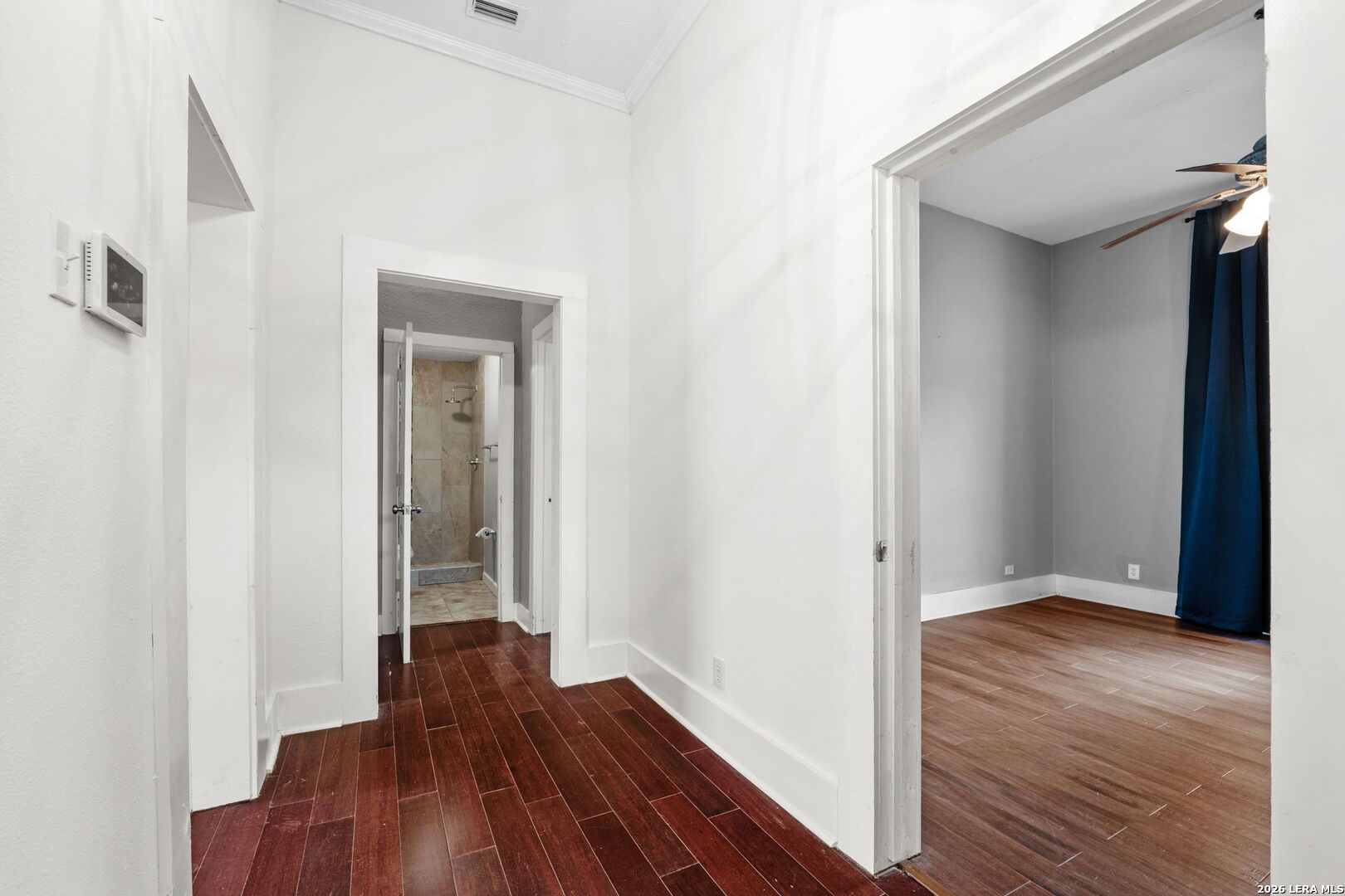 419 E Woodlawn