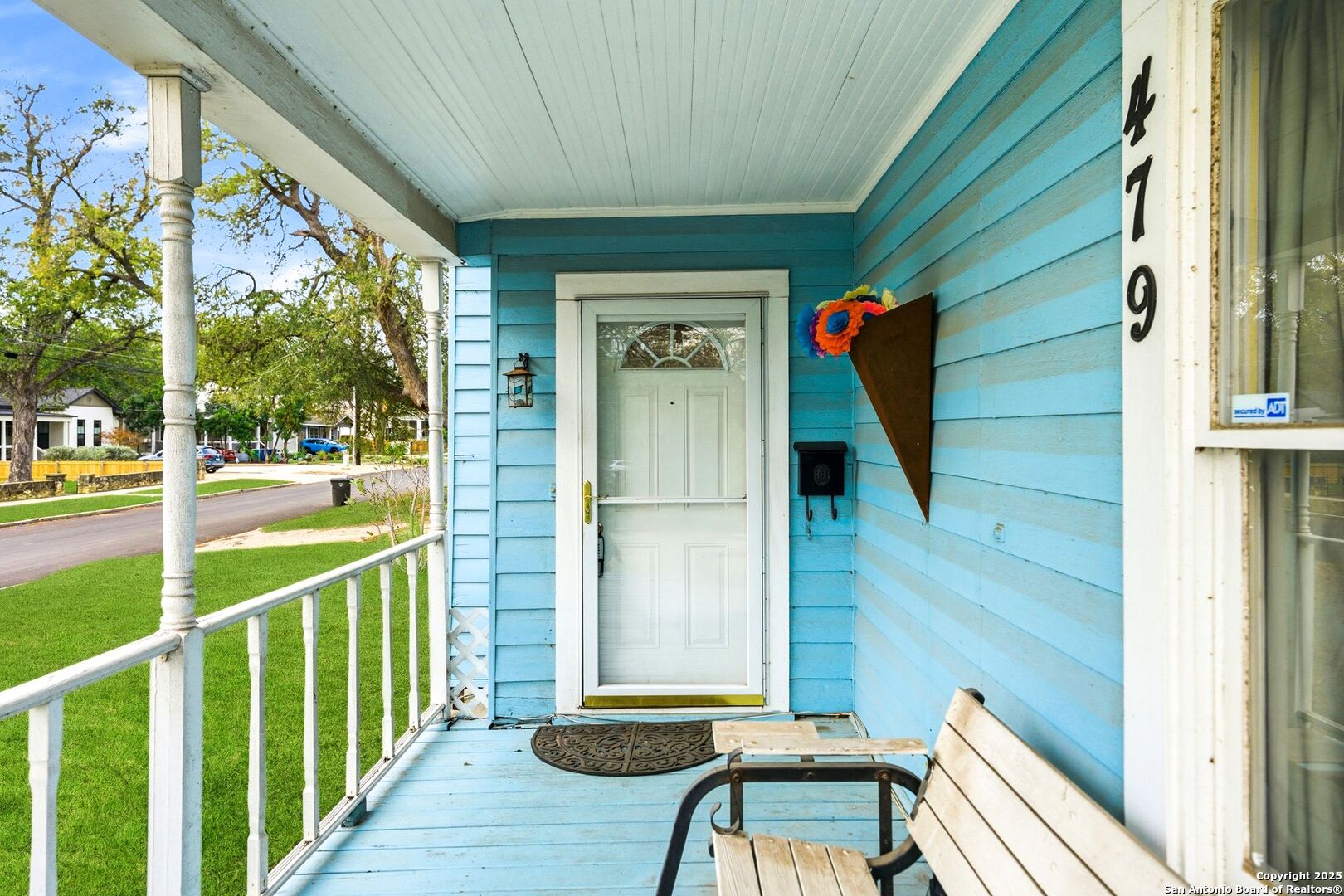 479 E Magnolia