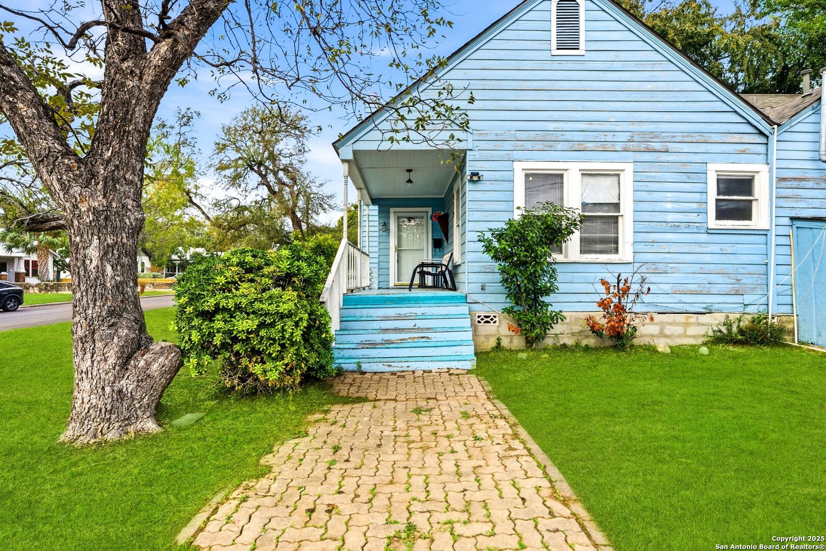 479 E Magnolia