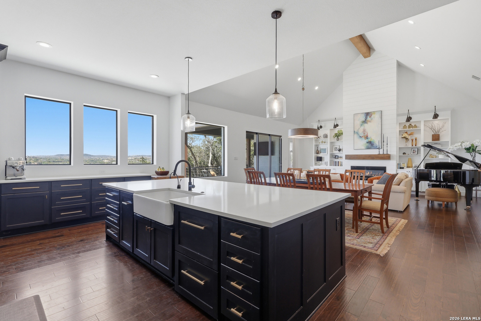 23850 Castle Peak