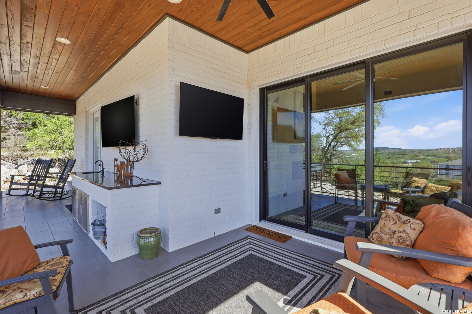23850 Castle Peak